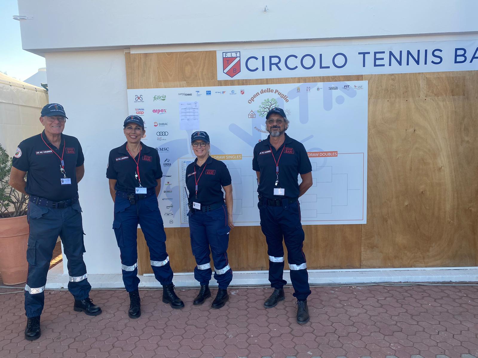 2022-09-11 - I nostri volontari al Torneo internazionale di Tennis Femminile dal 5 all' 11 Settembre presso il Circolo Tennis di Bari. 